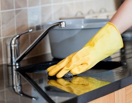 Move in cleaning for a fresh new home entryway